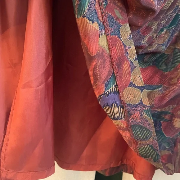 Multi Colored Pleated Long Skirt with Elastic Waist and Lining - Picture 3 of 5